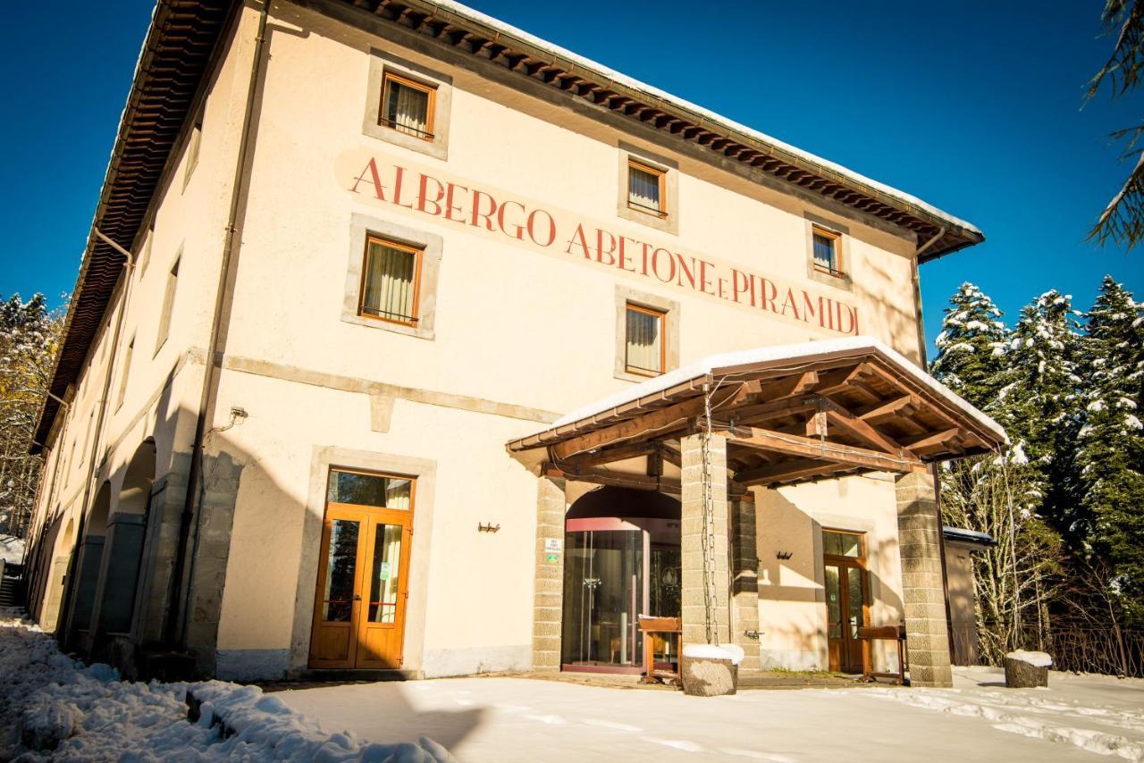 Abetone E Piramidi Resort Bagian luar foto